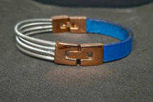 Load image into Gallery viewer, Women Chic 10
