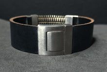 Load image into Gallery viewer, Men Zipper Deluxe 12
