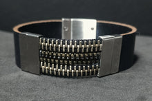 Load image into Gallery viewer, Men Zipper Deluxe 12
