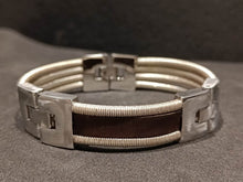 Load image into Gallery viewer, Women Ultra Chic 14
